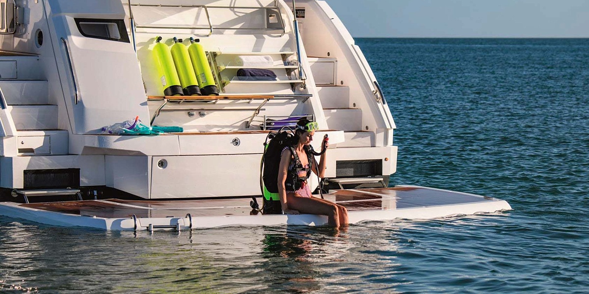 Продается моторная яхта Sunseeker Manhattan 68